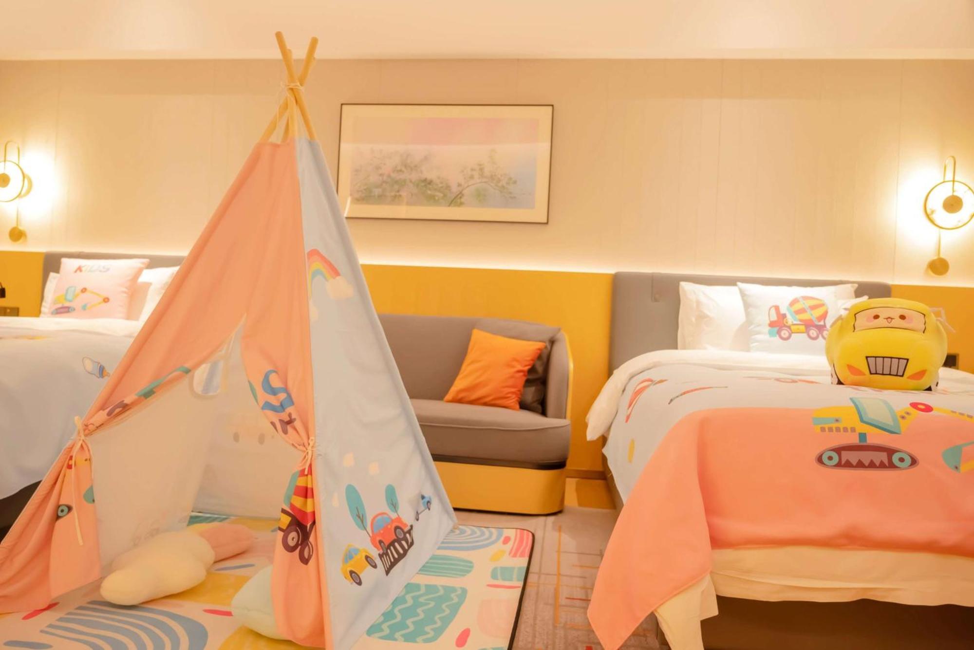 מלון Wyndham Grand Zhaoqing Downtown מראה חיצוני תמונה