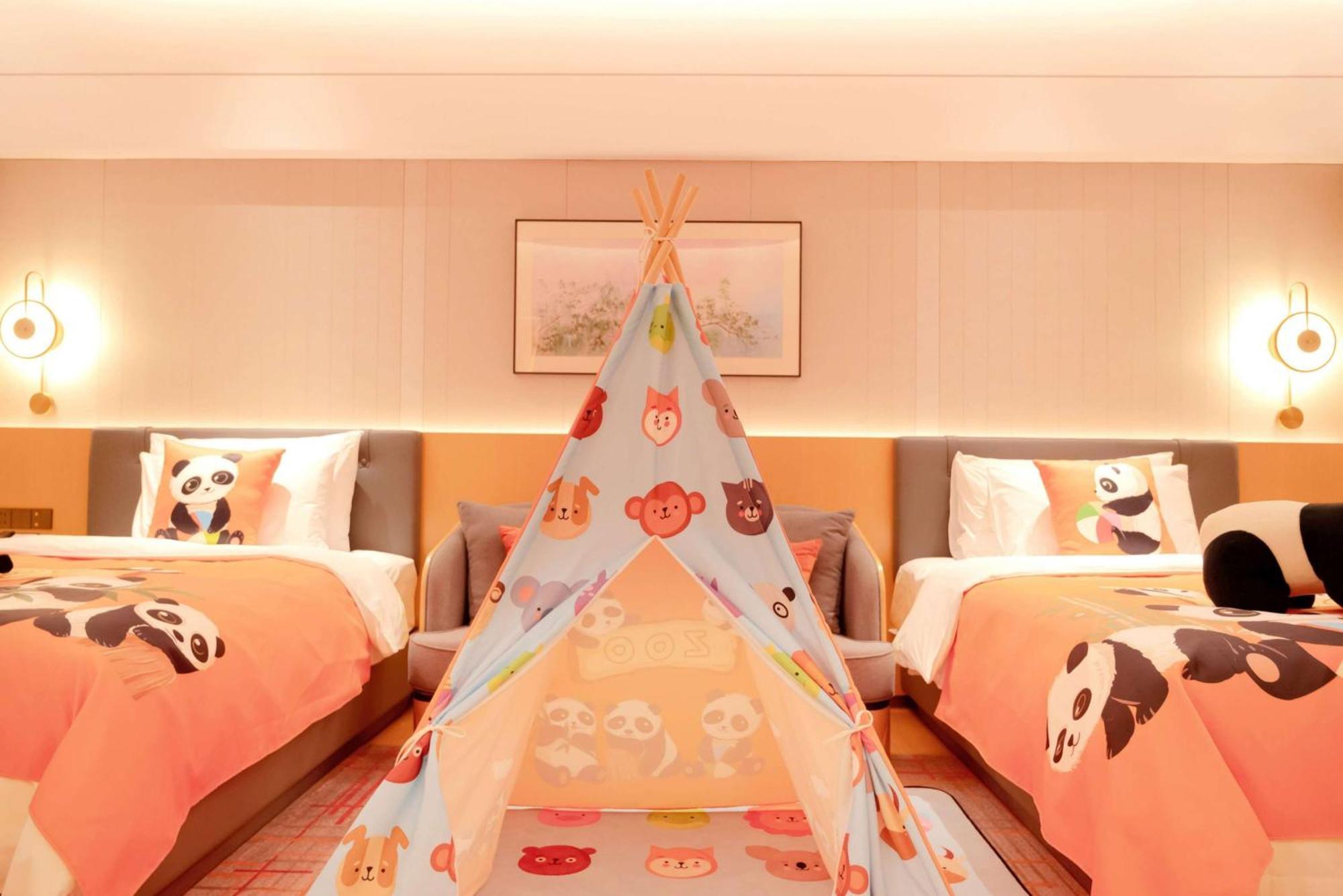 מלון Wyndham Grand Zhaoqing Downtown מראה חיצוני תמונה